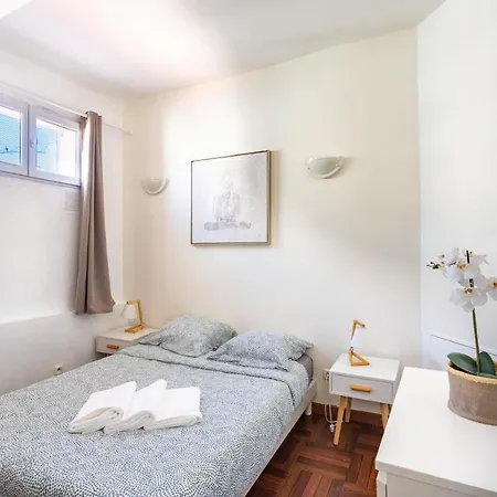 Alluring 1 Bedroom Downtown - Dodo Et Tartine Appartement