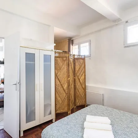 Alluring 1 Bedroom Downtown - Dodo Et Tartine Appartement