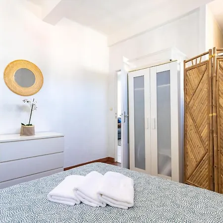 Alluring 1 Bedroom Downtown - Dodo Et Tartine Appartement